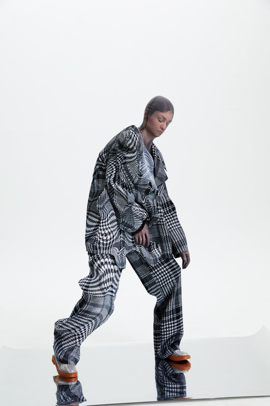 Liquified Illusion Suit