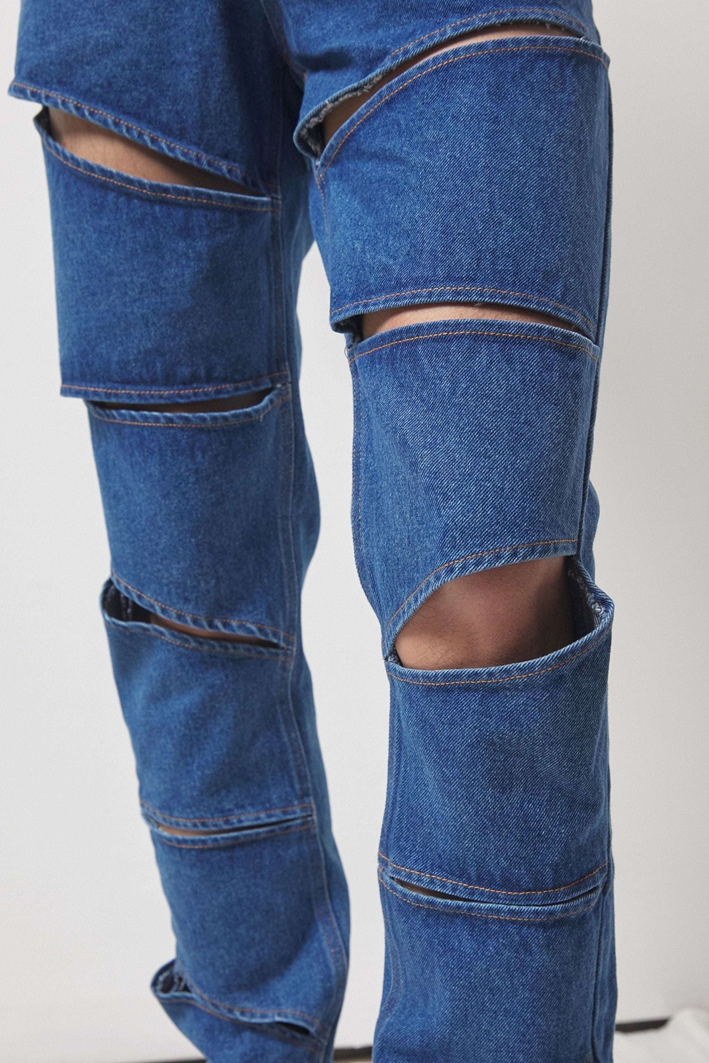 Barrie Cut-Out Jeans