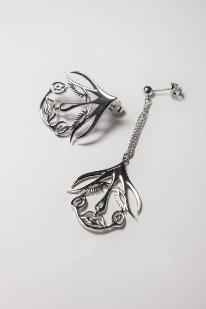 Le Visage Asymmetrical Earrings