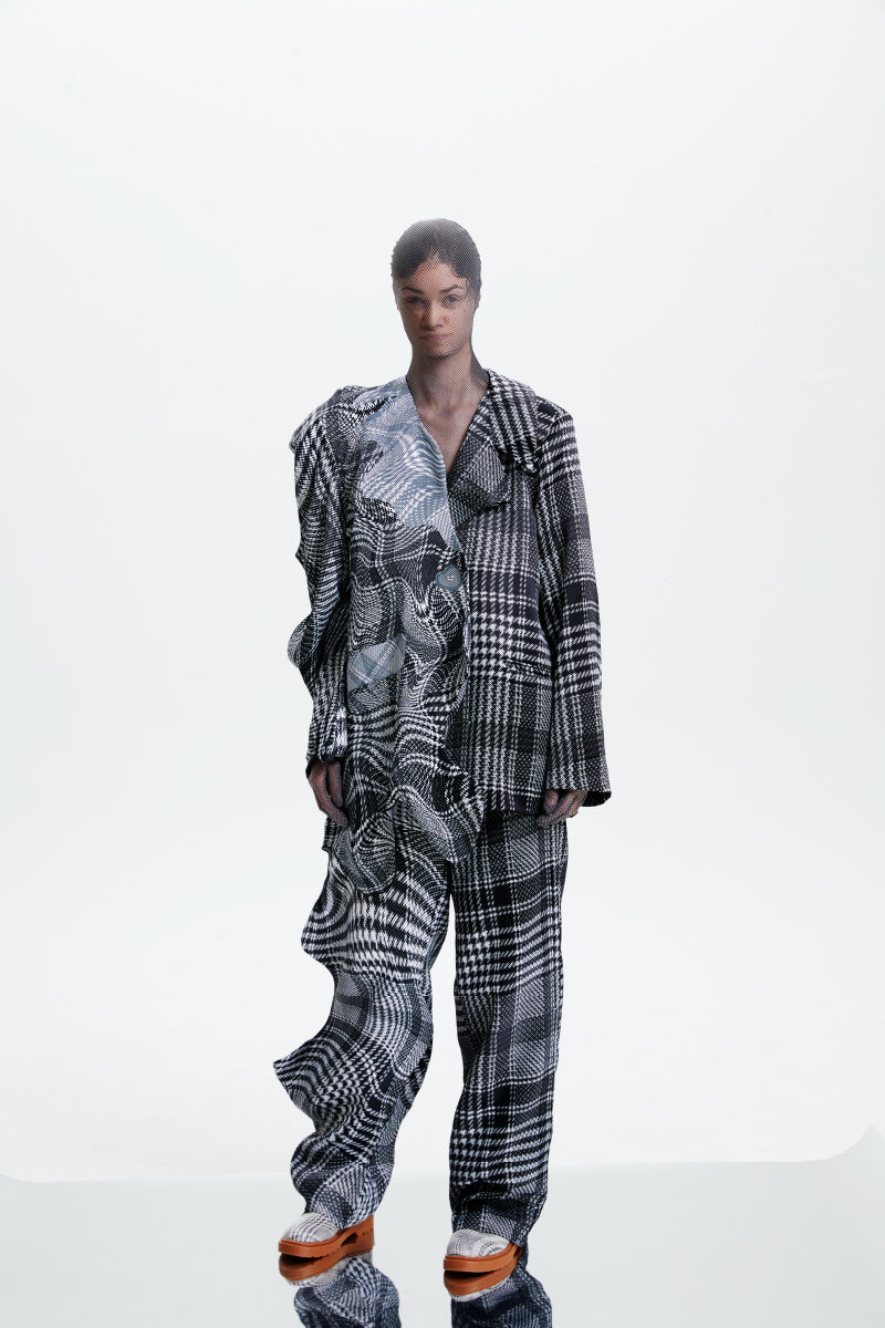 Liquified Illusion Suit