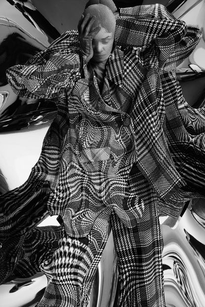 Liquified Illusion Suit